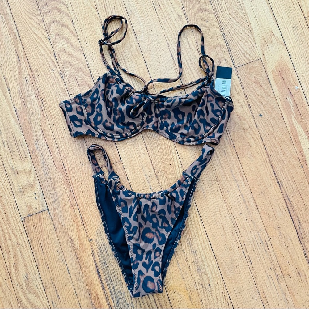 Kendall & Kylie leopard swimsuit bikini top bottom medium